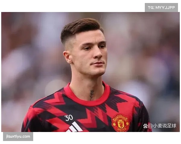 塞斯科狭小空间创造5次机会 曼联新援中锋技术素养被低估